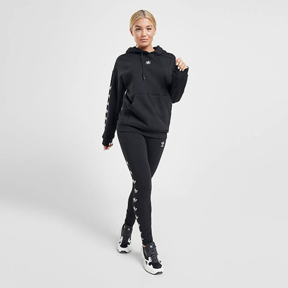 adidas originals boyfriend trefoil hoodie